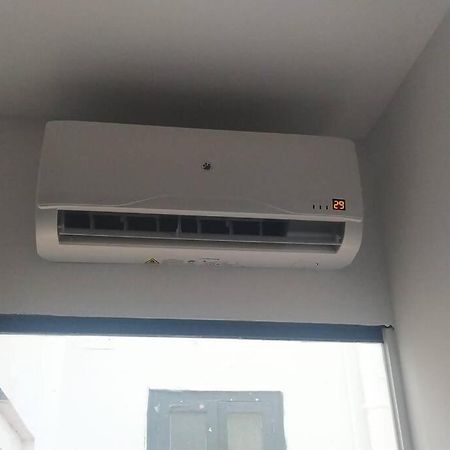 L Cparking Segun Disponibilidad Netflix Apartment Севиля Екстериор снимка